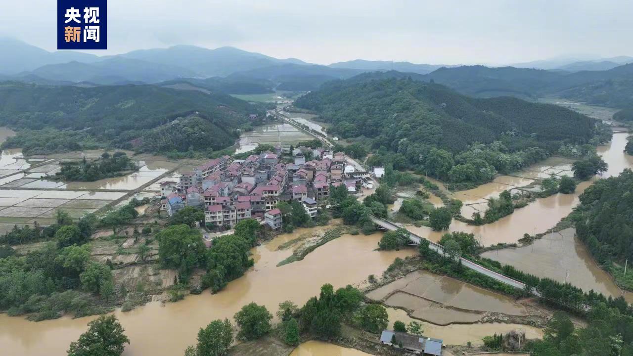 人民网