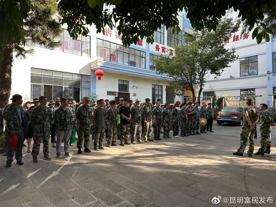 环境整治再发力 国道沿线“靓”起来 ——大营街道开展G108国道沿线环境集中整治行动