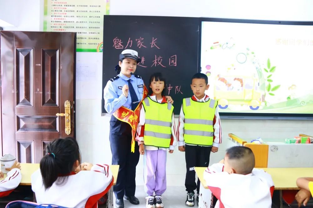 普洱交警