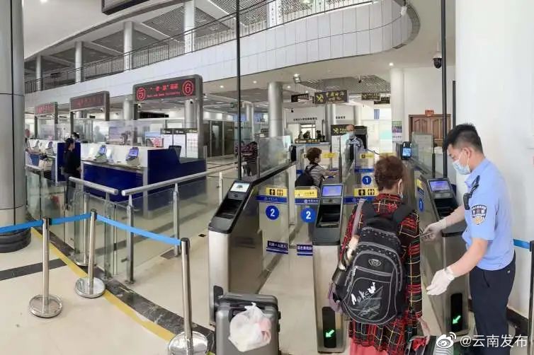 云南边检总站88条快捷通道恢复启用