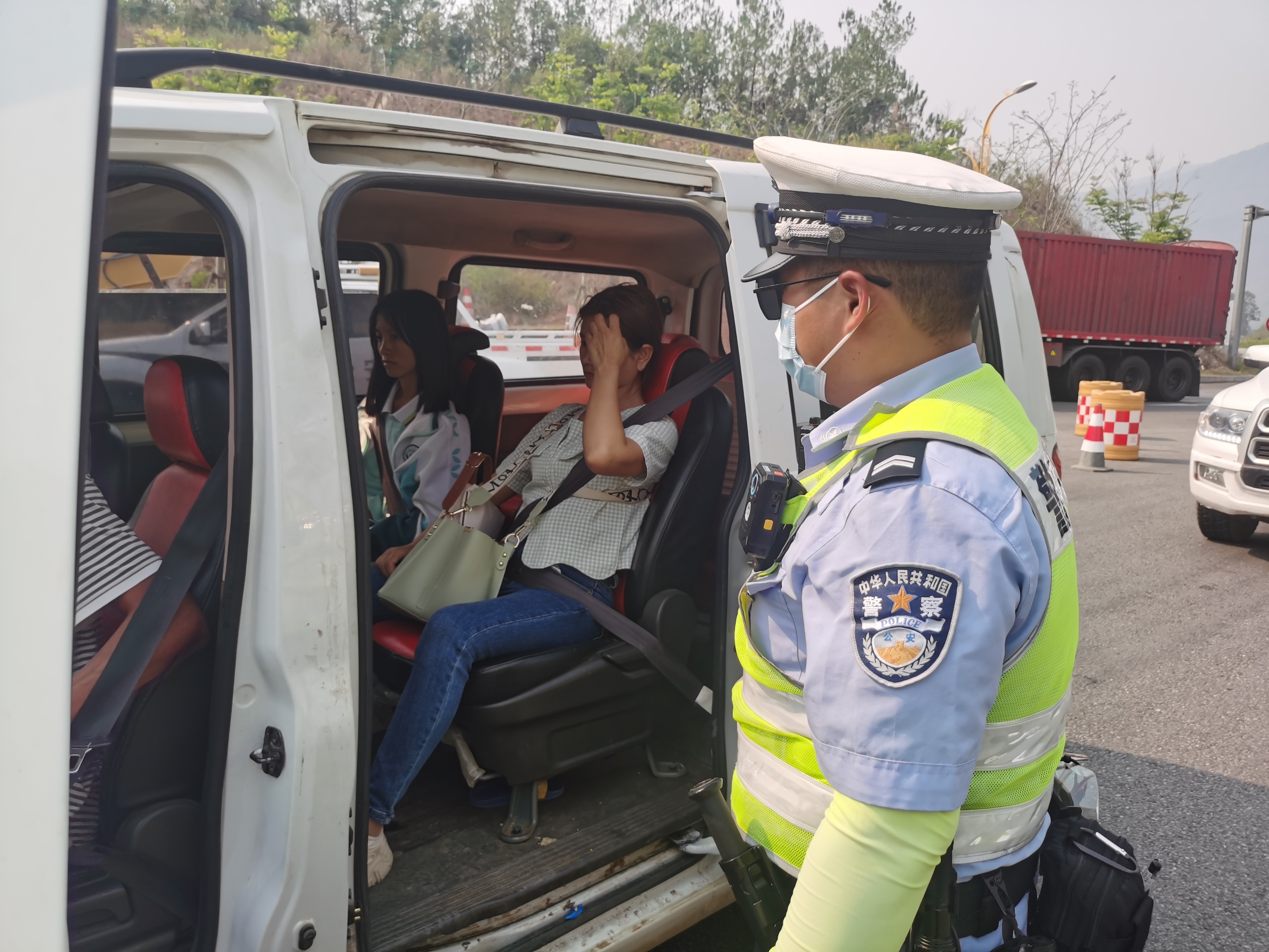 普洱交警