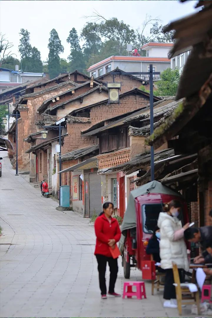 昆明西山发布