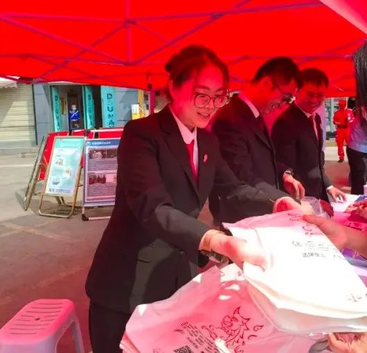 昆明市呈贡区人民法院