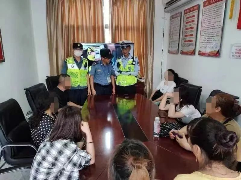 云南高速交警