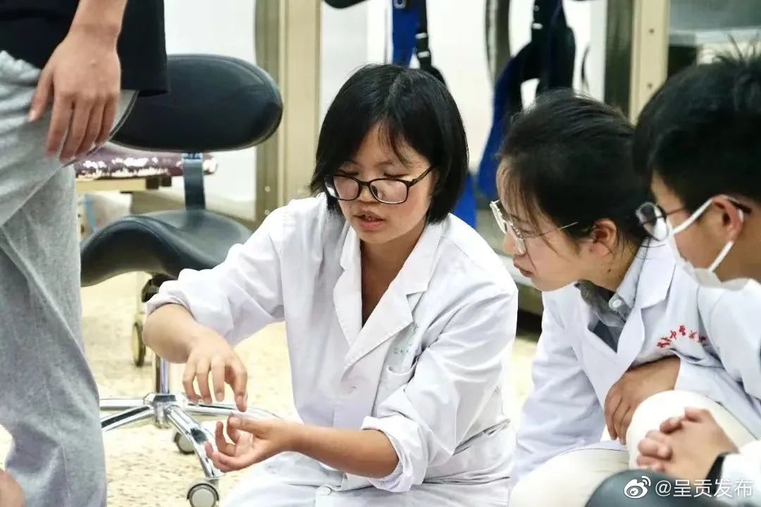 呈贡区优秀志愿服务项目展示 | “杏林益康—中医药全流程康养志愿服务项目