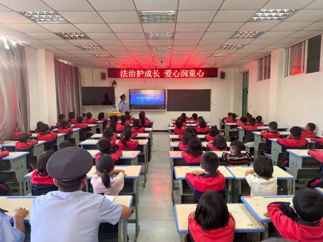 云南政法