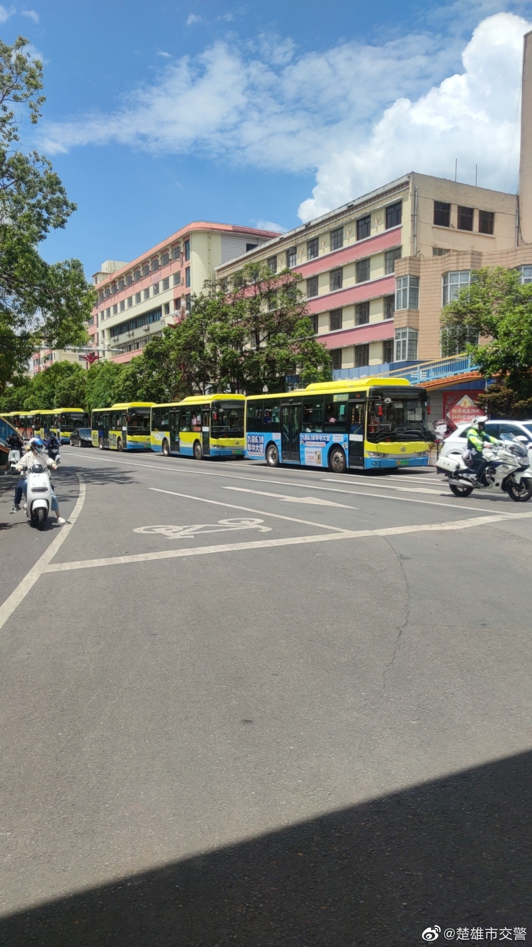 高考送考路况14：10，进入送考高峰