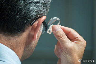七成老人不知道自己耳背
