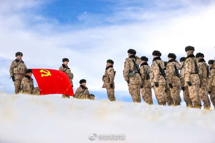 昆明交警