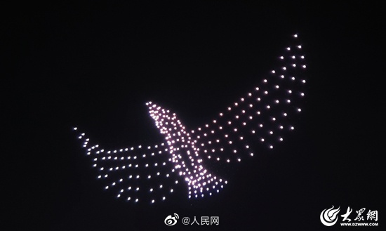 人民网