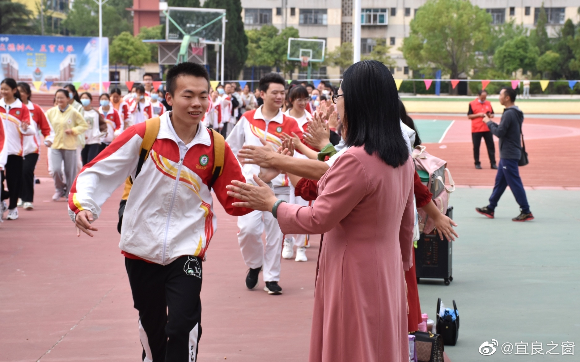 宜良之窗