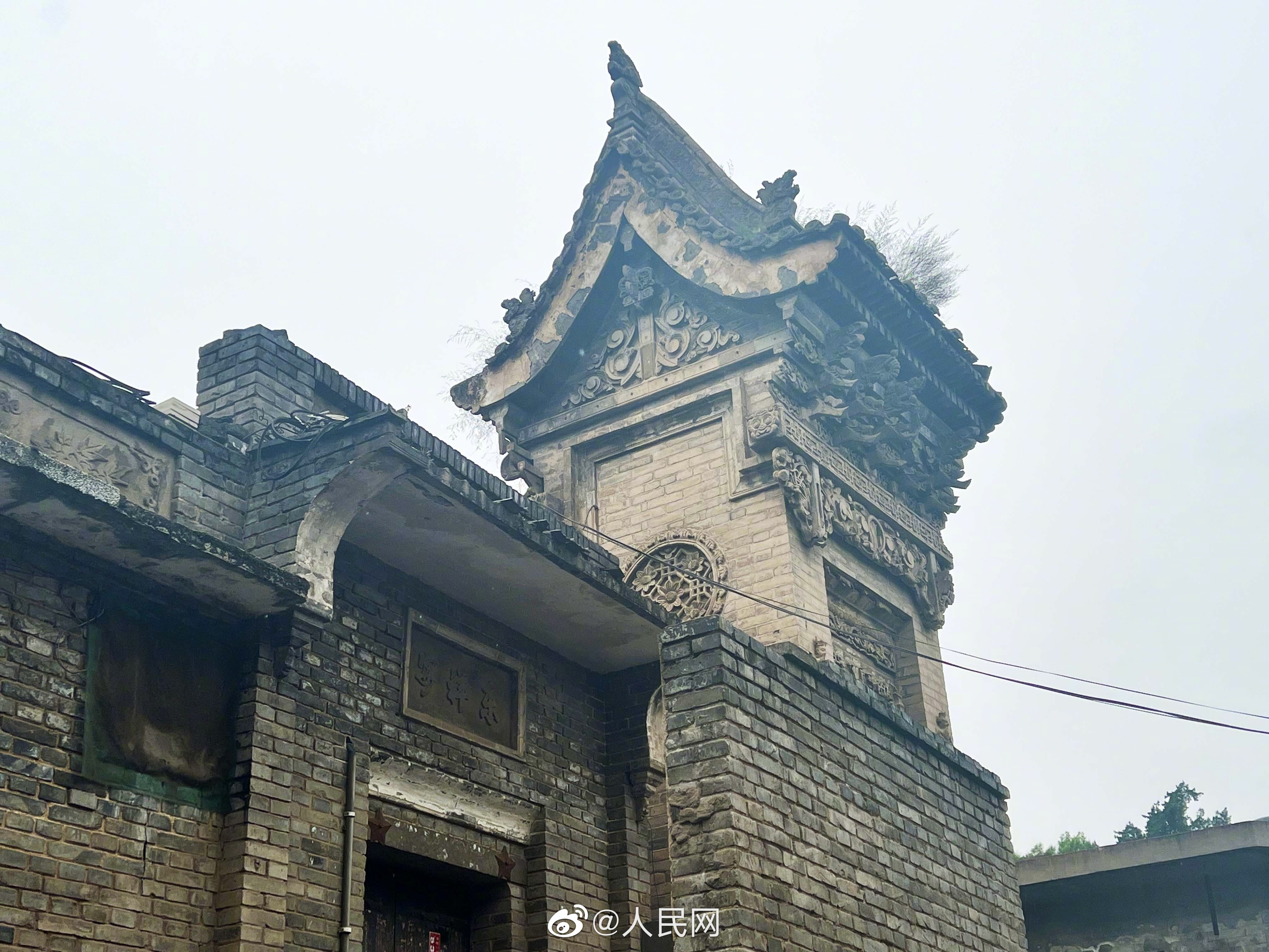 人民网