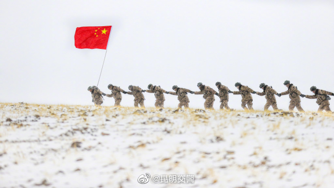 昆明交警