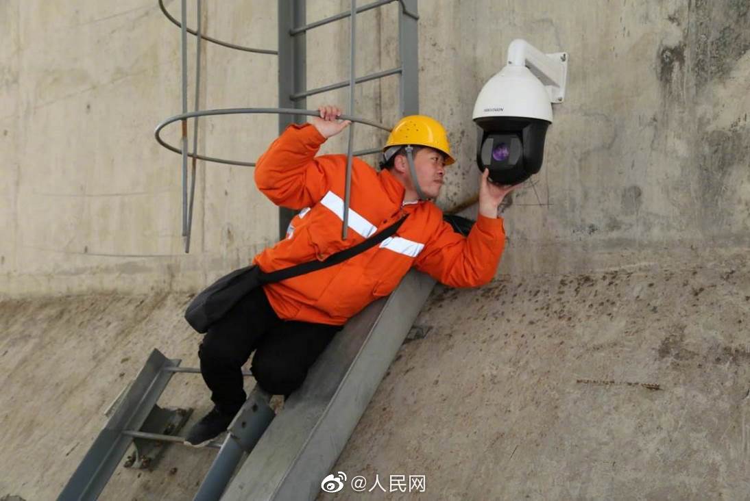 人民网