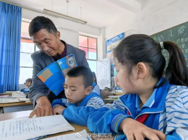 乡村教师付发祥：为孩子们点亮大山深处的光