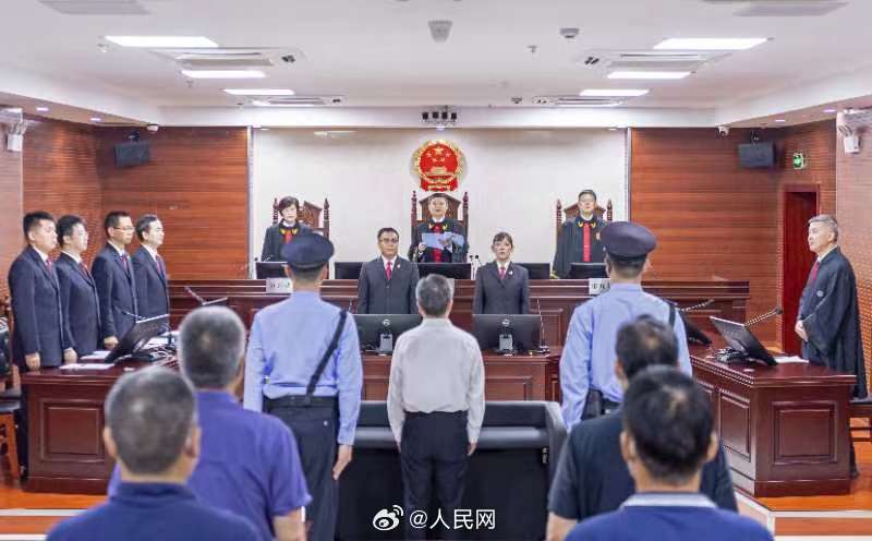 人民网