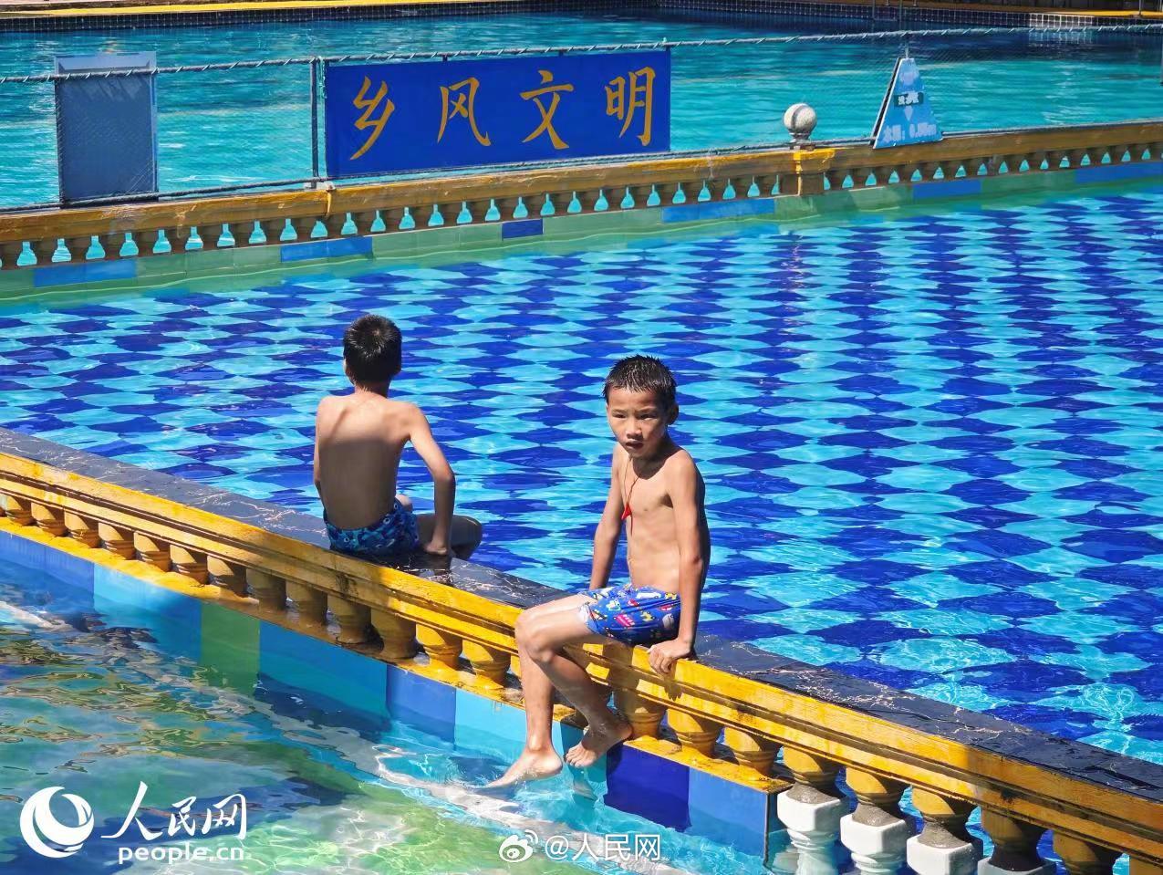 人民网