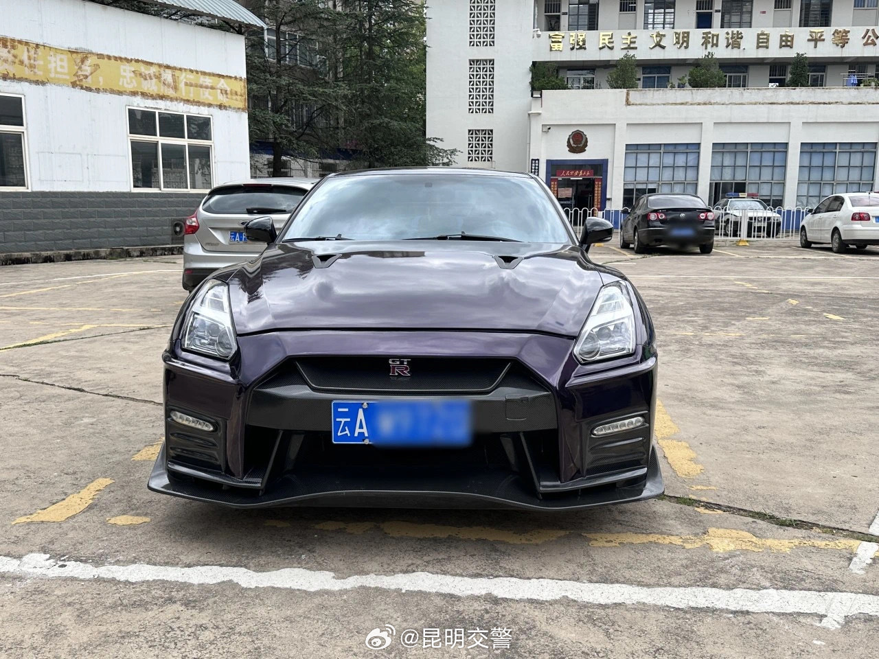 昆明交警