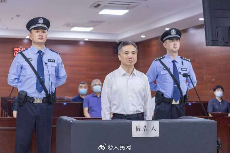 人民网