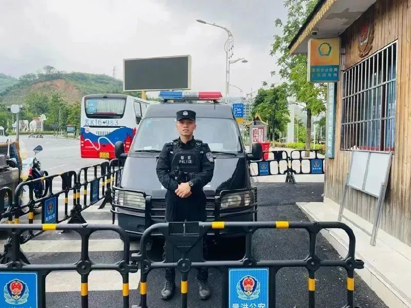 云南依法治省