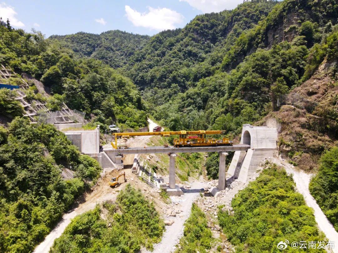 叙毕铁路（川滇段）计划年内达到开通条件
