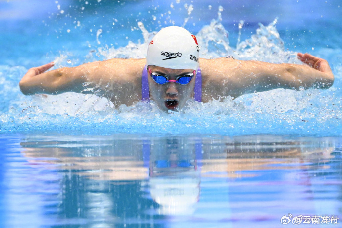 中国队4x100米混合泳接力夺金