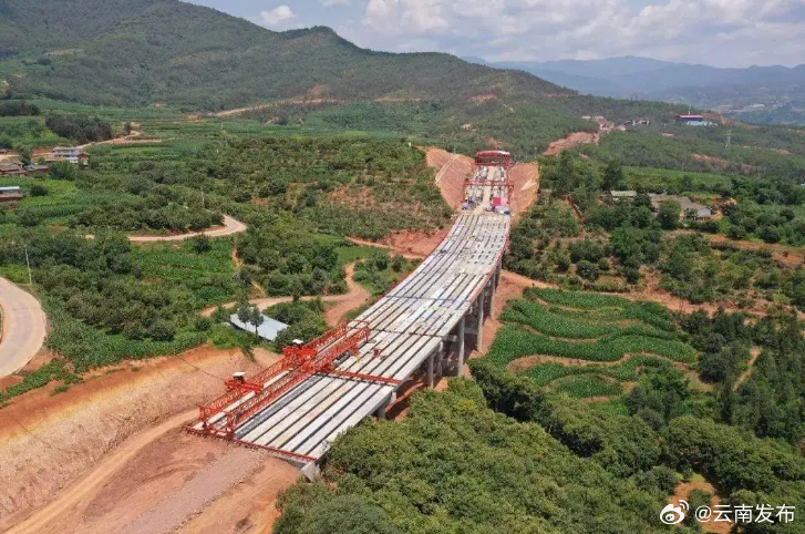 云南大理至攀枝花高速公路楚雄段项目开标