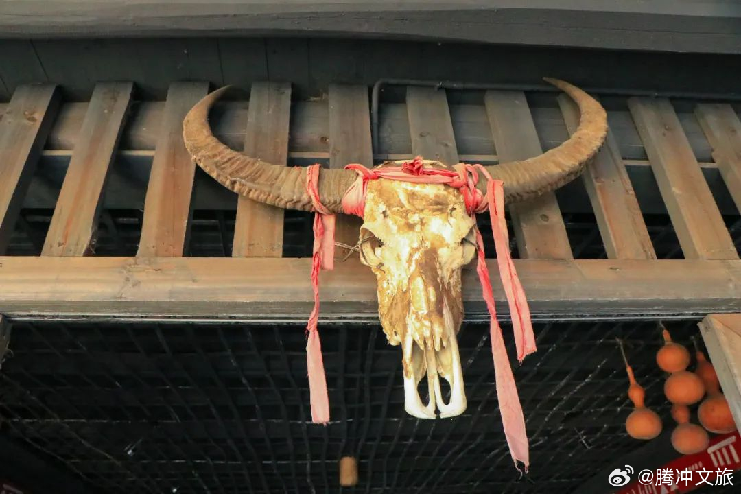 “司莫拉”佤族古村落 原始而神秘的世外桃源