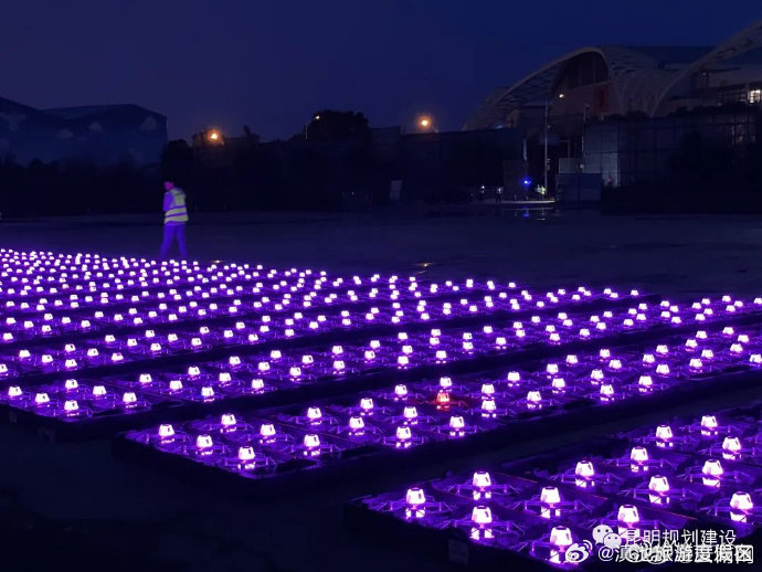 今晚，千架无人机表演将点亮巫家坝夜空！