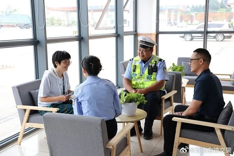 云南曲靖交警