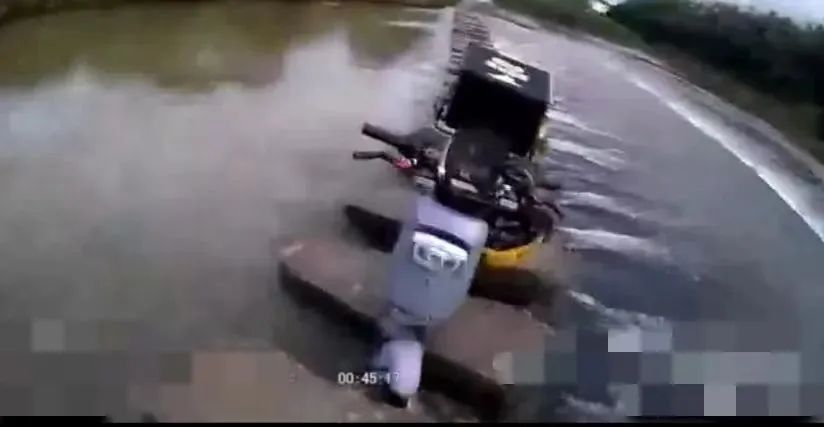 云南丽江警方