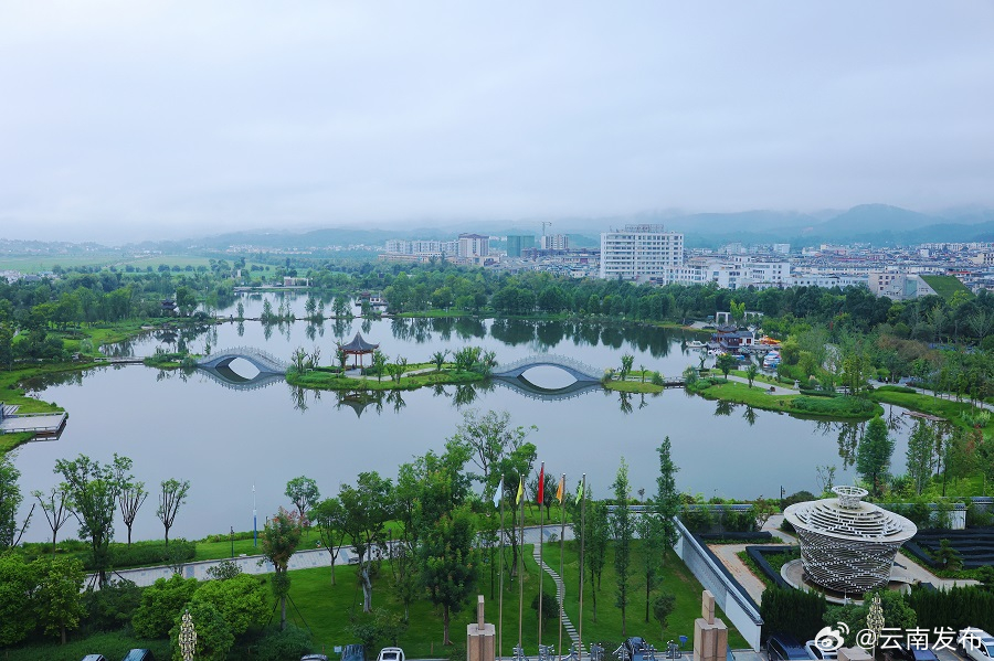 保山昌宁：青山碧水绕城郭 千年茶乡绽新颜