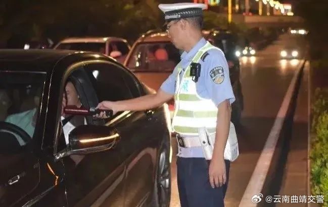 云南曲靖交警
