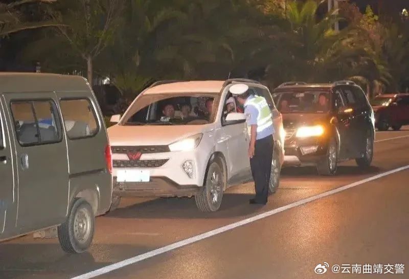 云南曲靖交警