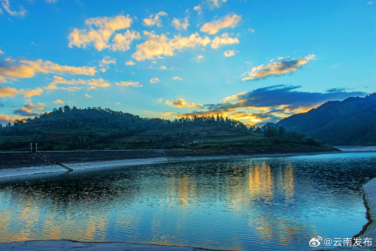 云南发布