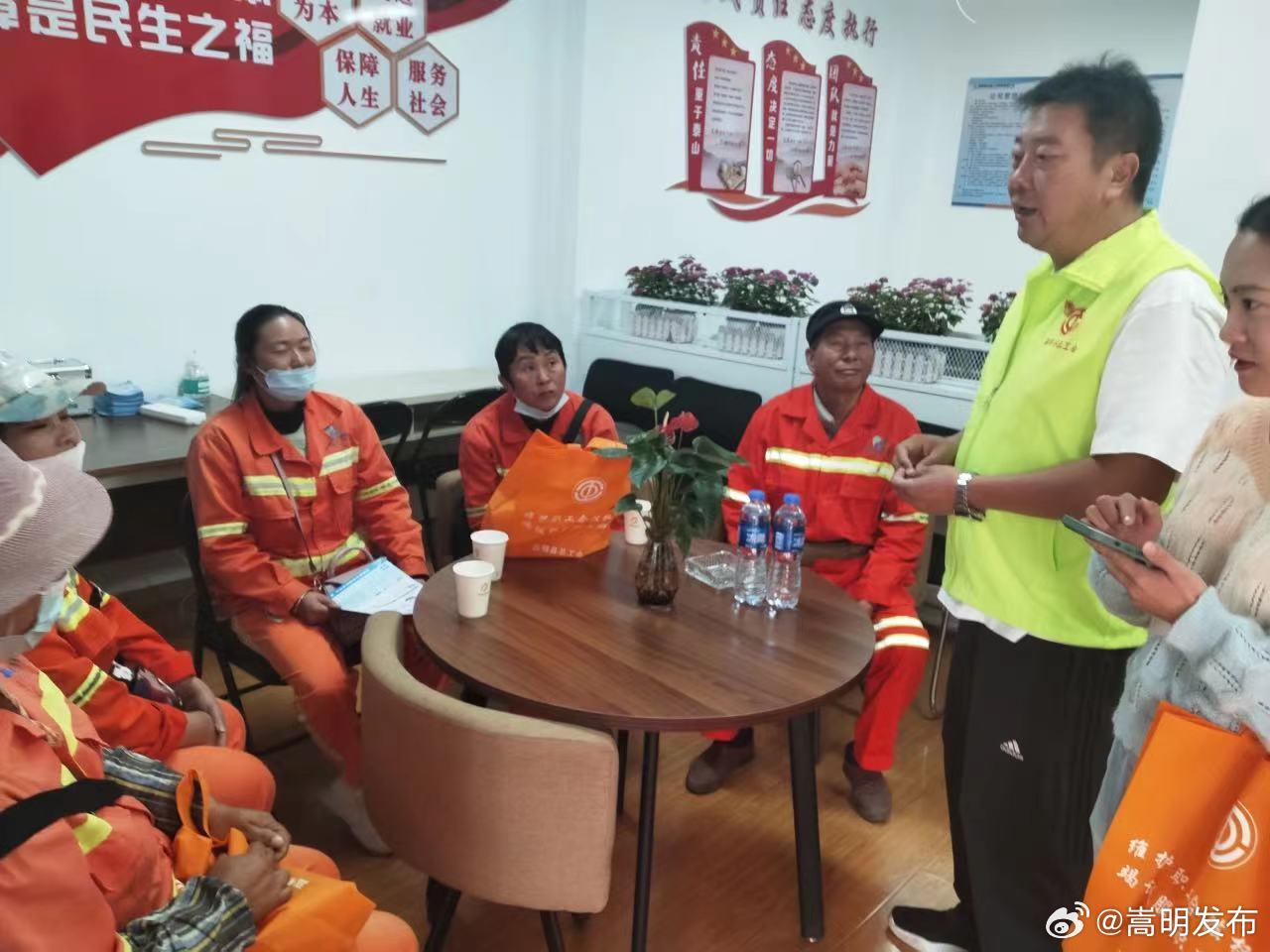 聚工会力量 显小城温度 以“工会驿站”之名 实打实服务职工群众