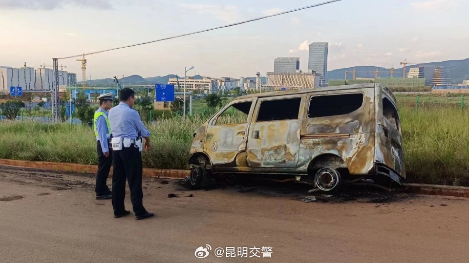 昆明交警