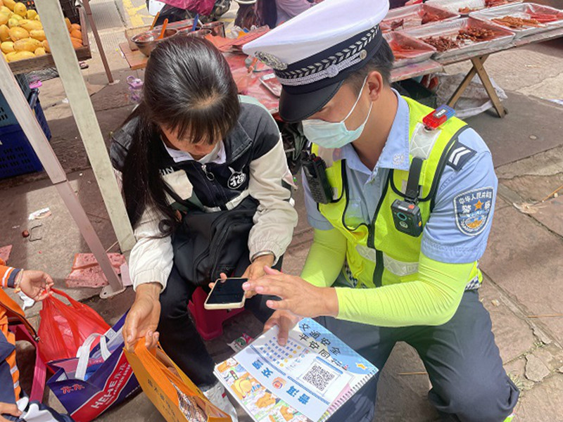 普洱交警