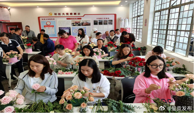 “三访、四察、五送”——“丰富文化生活 · 关爱女性健康”——呈贡区各级妇联在行动（斗南社区）