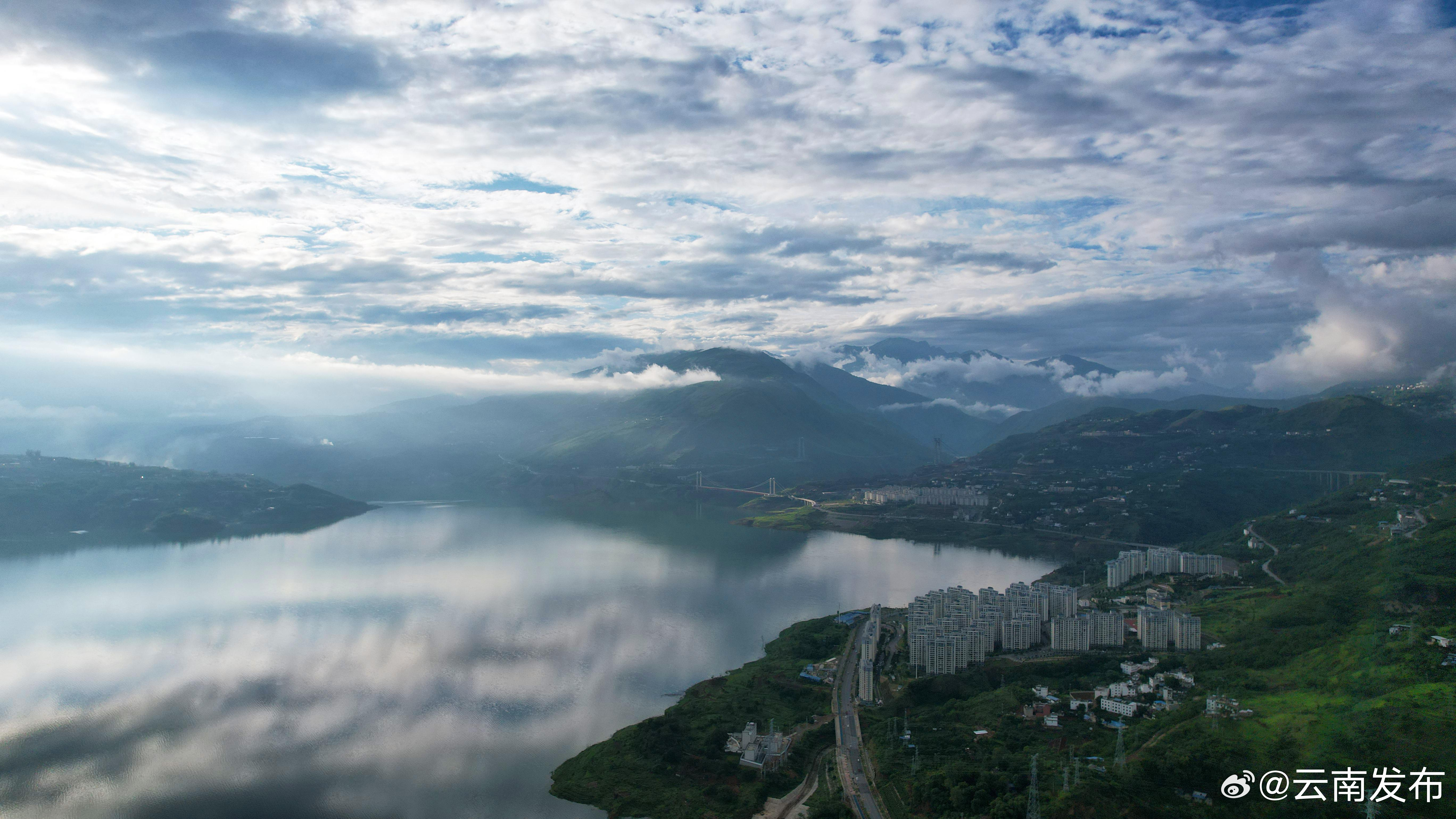 云南发布