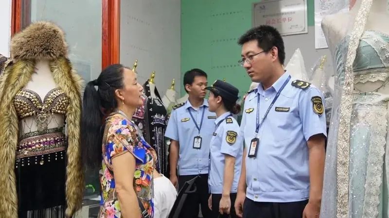 西双版纳傣族自治州人民政府