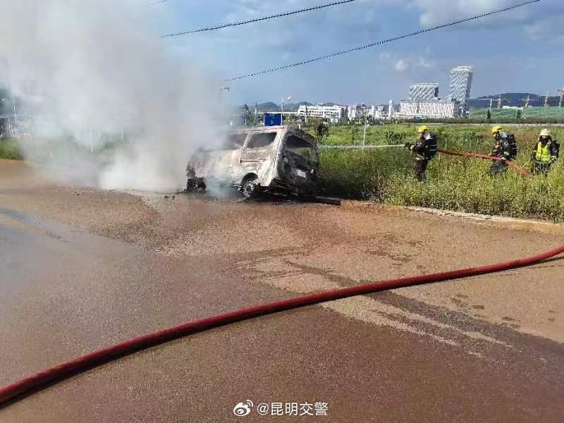 昆明交警