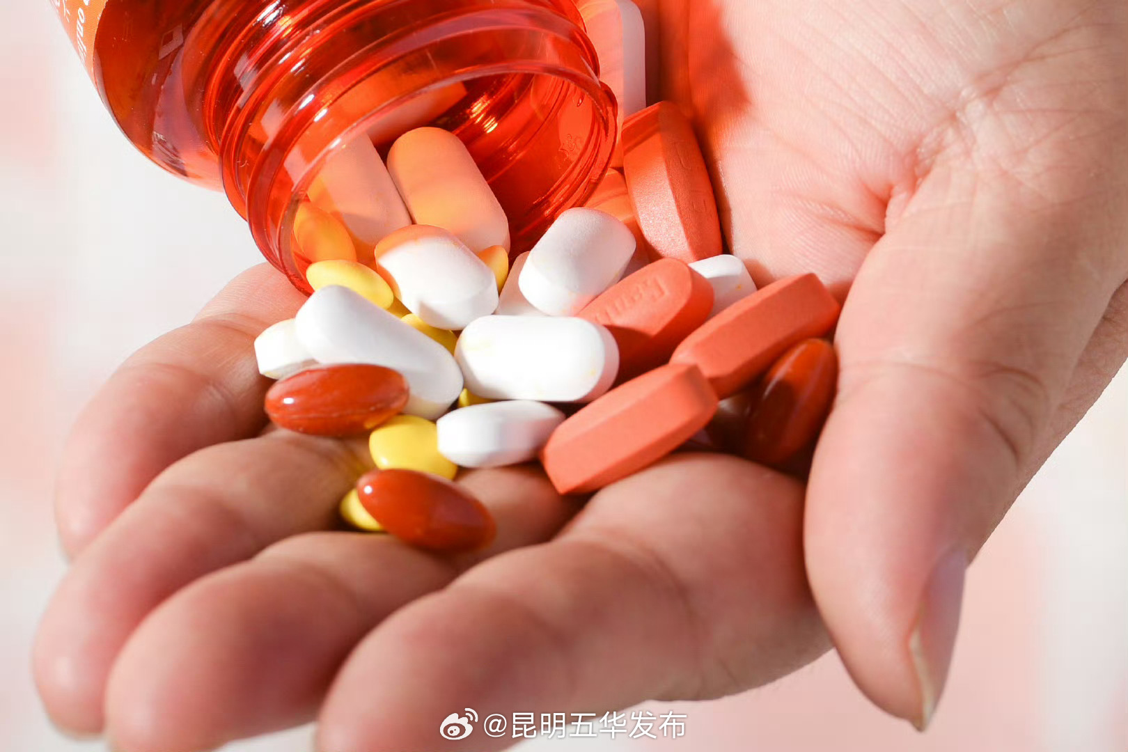 安全吃药4步 很多人不会吃药