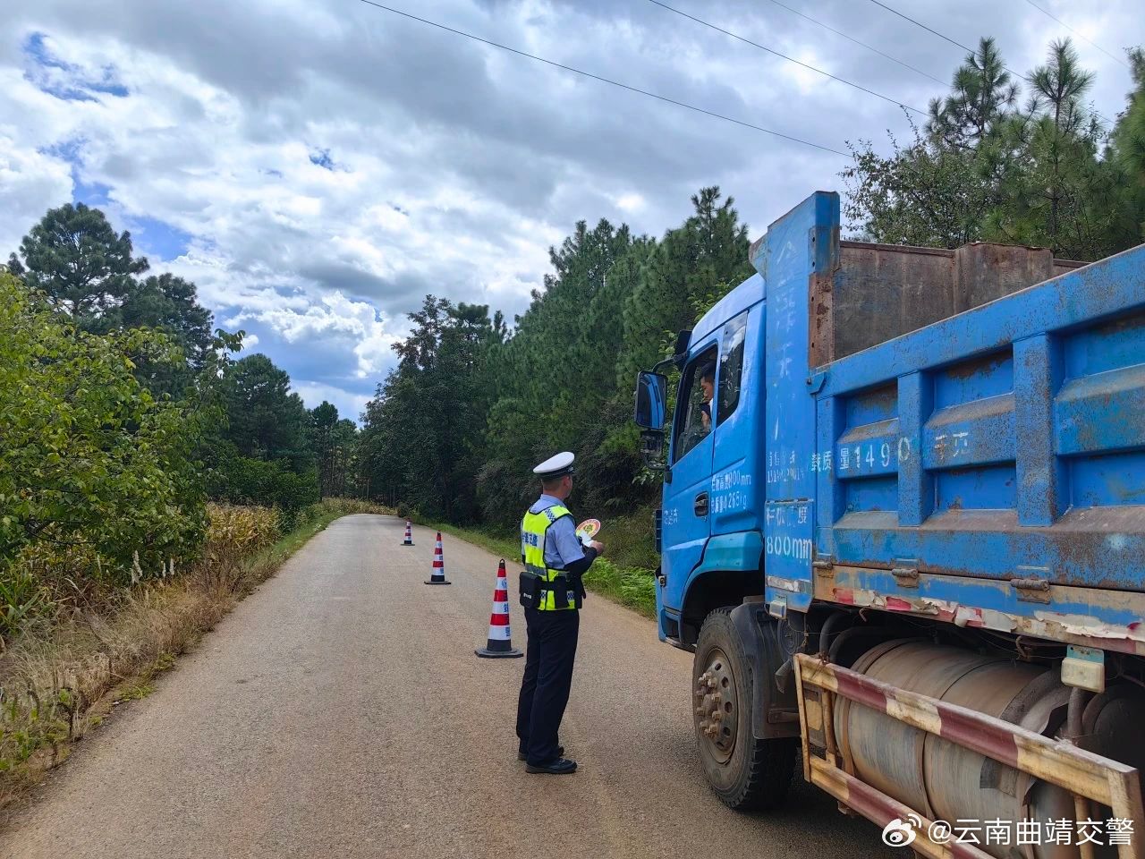云南曲靖交警