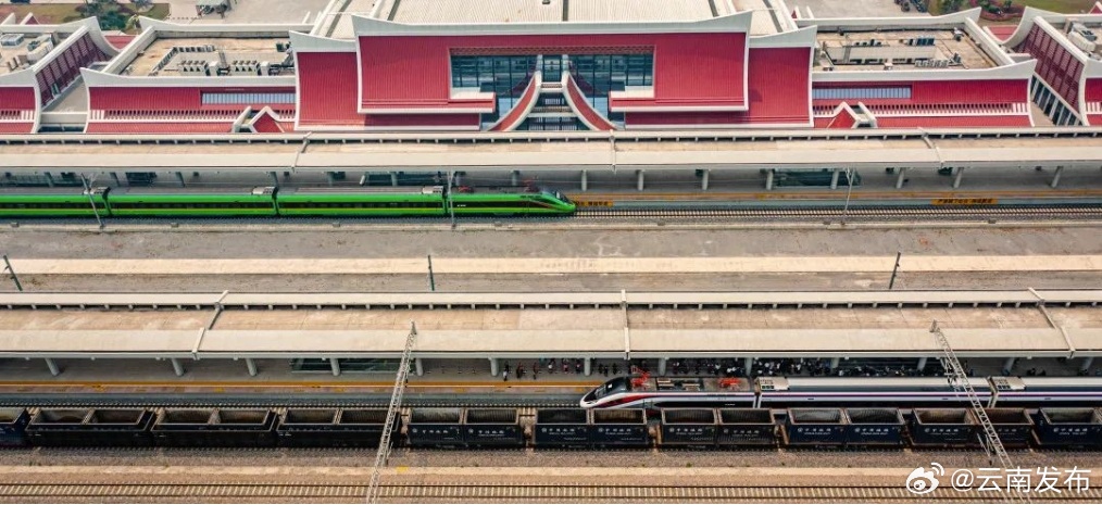 磨憨口岸6个月跨境旅客超8万人次