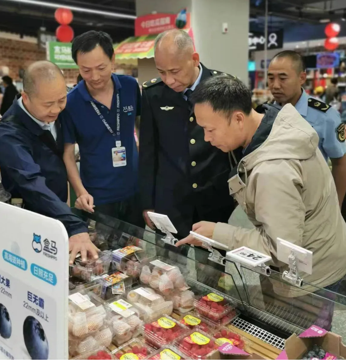 中秋、国庆我在岗 | 五华这样做，让你“双节”安心购购购