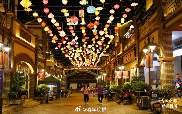 来去有念 何以开远｜红河开远：“南正夜市”点亮“夜经济” 腾腾烟火抚慰万千凡人心