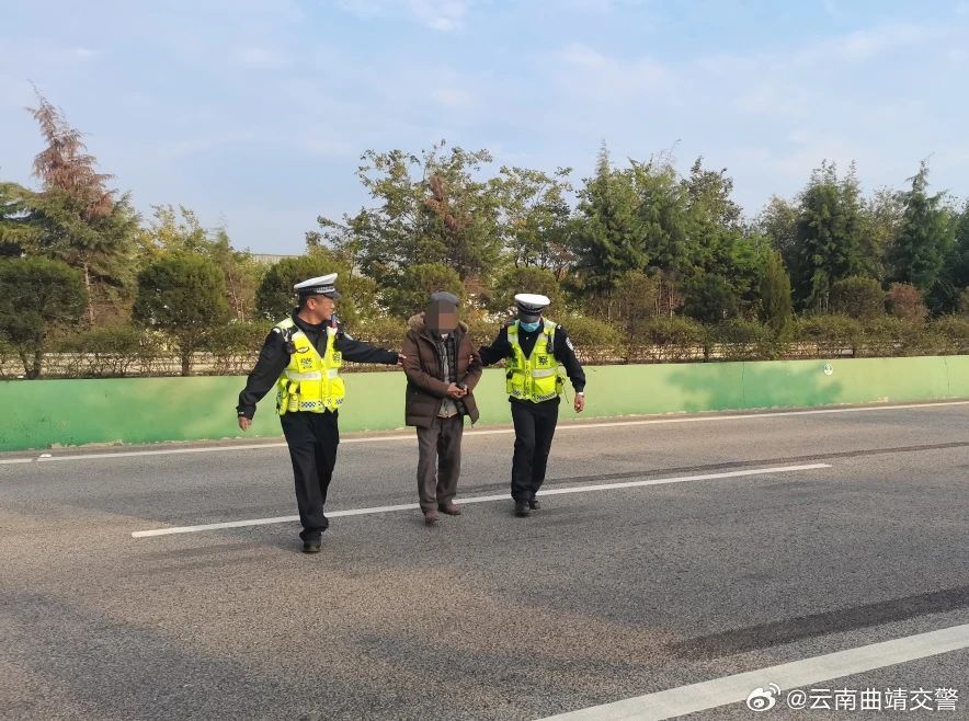 云南曲靖交警