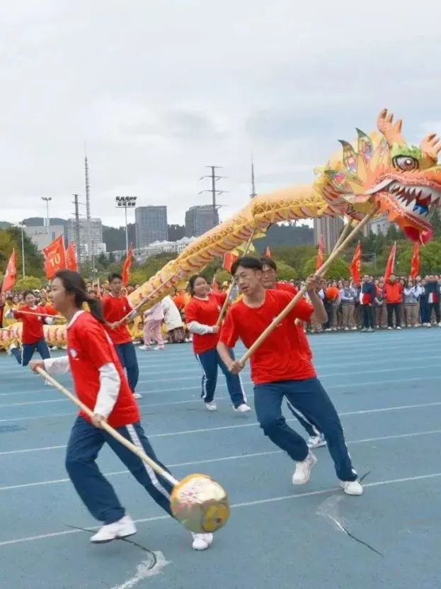 昆明西山教育体育