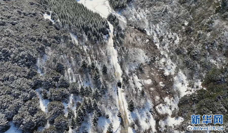 航拍云南德钦雪景 银装素裹如诗般壮美_http://www.mainten.cn_cns_第1张